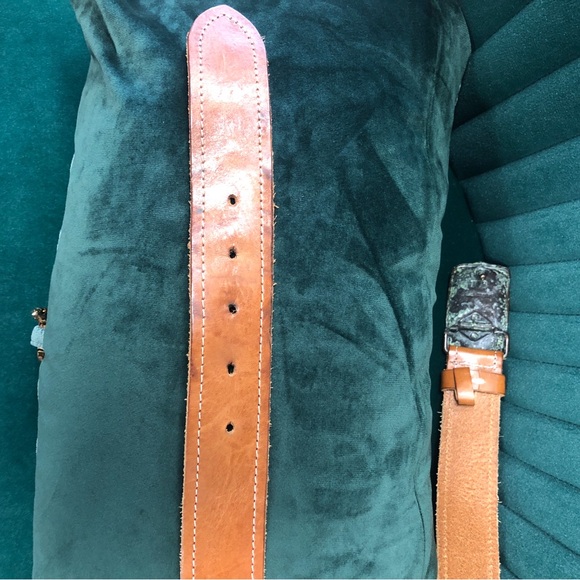 The Territory Ahead Men’s Tan Leather Belt - Picture 5 of 5